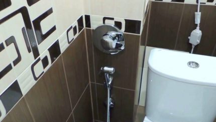 Панел за вграждаем хигиенен душ