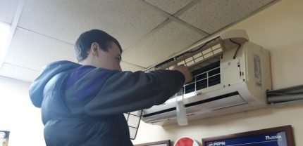 Servis klimatizácie Lessar