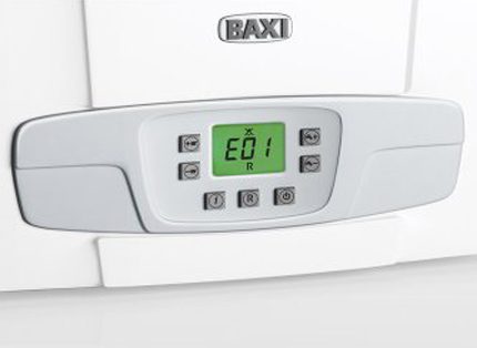 Пример за дисплей на котел с грешка Код за грешка E01 на котел Baxi