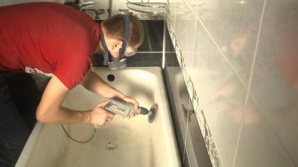 Schutz beim Arbeiten mit Acryl