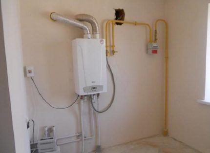 Процесът на организиране на газово отопление в апартамента Обмислен подход
