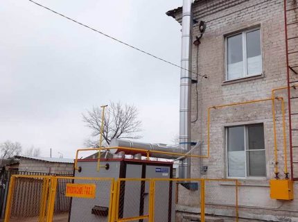 Комин на външен газов котел