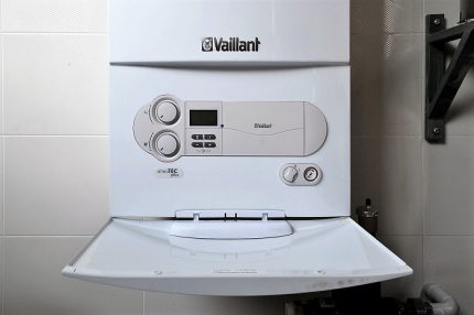 Панел за управление на газов котел