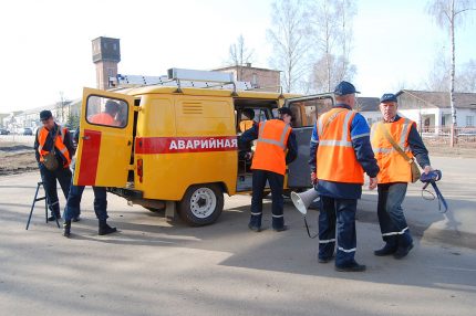 Работници на газовата служба