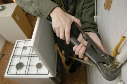 Oprava plynovej rúry Oprava plynovej rúry vlastnými rukami