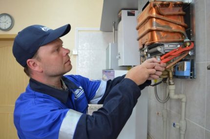 Обслужване на стенен газов котел