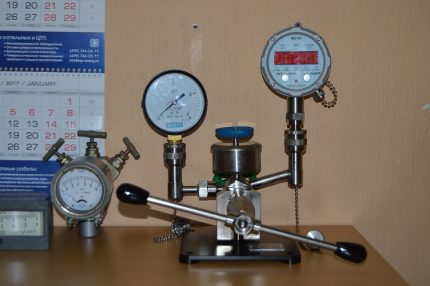 Проверка на манометъра на газовия редуктор