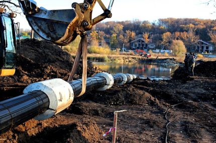 Прокарване на газова тръба под река