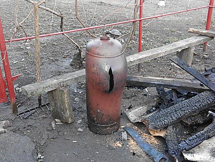 Разкъсана газова бутилка