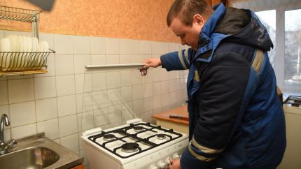 Действащи стандарти и постановления