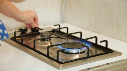Механична система за управление в газова печка