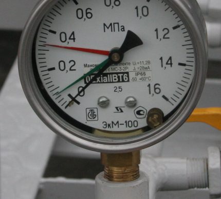 Манометър за газ
