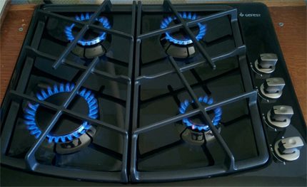 Загряване на газовата печка за отстраняване на влагата