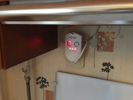 Сензор за изтичане на газ в кухнята