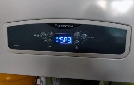 Elektronisches Display des Gaskessels