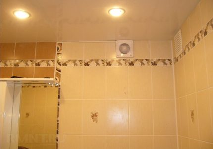 Вентилатор в изпускателната система на банята