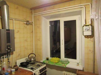 Газов брояч до прозорец