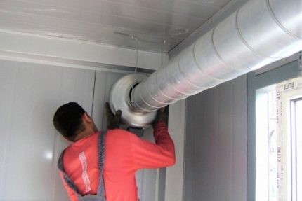 Montáž kruhového kanálového ventilátora