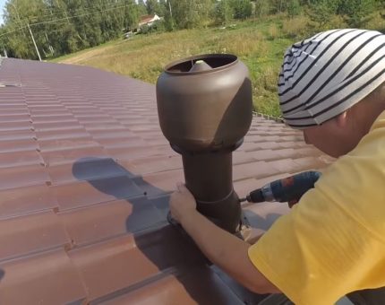 Свързване на изхода с проходния възел