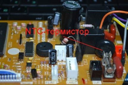 Thermistor der Klimaanlage